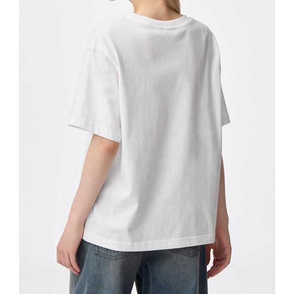 GU (Uniqlo) x Esther Bunny I Can Be Myself Around My Friends Graphic T-shirt - Picture 3 of 8